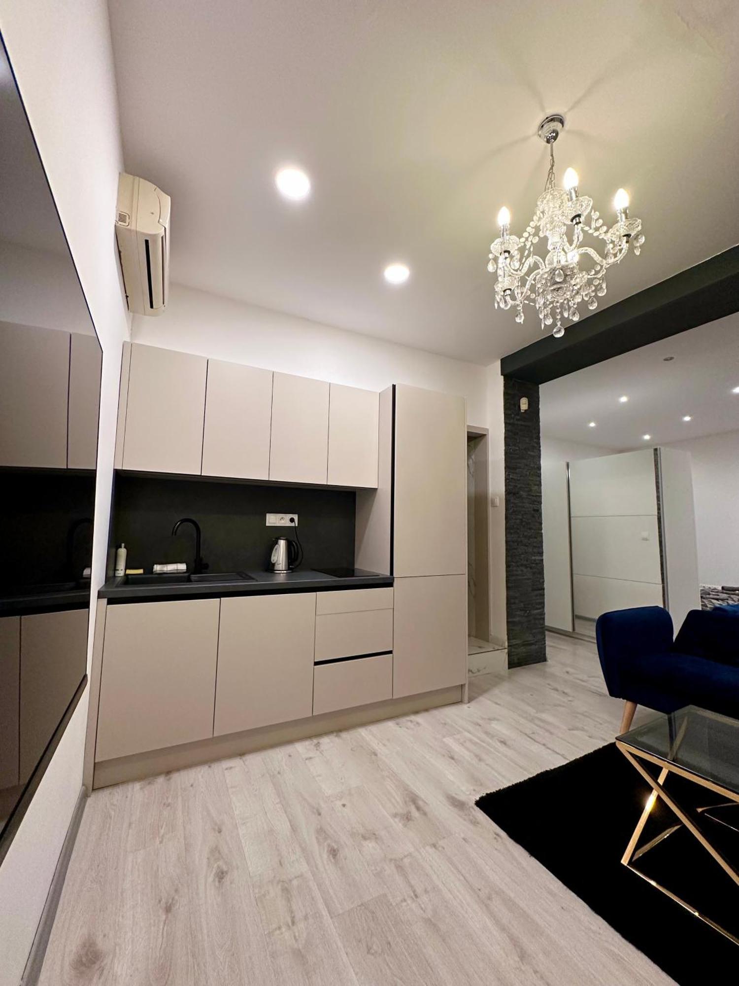 Luxury Apartment In Bratislava Buitenkant foto